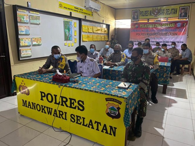 
 Wabup Mansel, Kapolres beserta Kasdim 1808/Mansel Ikuti Rakor Nasional Kesiapan Idul Fitri 1442H