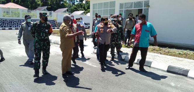 
 Gubernur Papua Barat Kunjungi Rs.Pratama Elia Waran