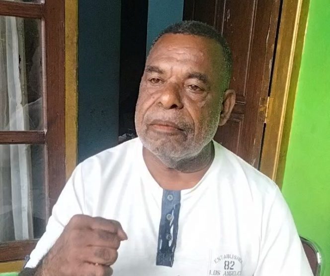
 Kepala Suku IMEKKO Kab. Manokwari, H. Ahmad Wugaje