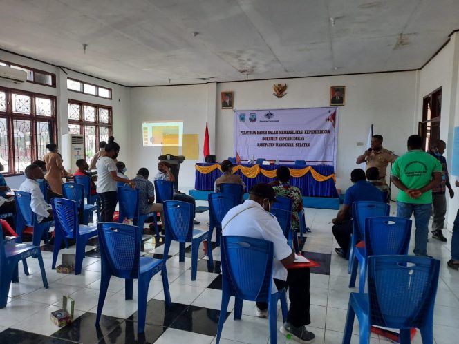 
 Kader PASH Distrik Mansel Dilatih Fasilitasi Kepemilikan Dokumen Kependudukan