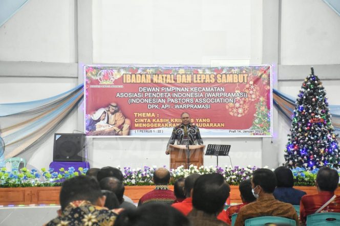 
 Hadiri Natal DPK API, Bupati Hermus : Momen Natal Jadikan Sebagai Ungkapan Rasa Syukur