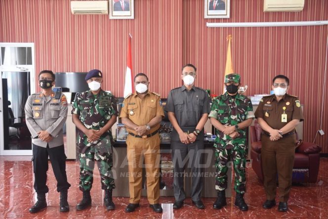 
 Bahas Kondisi Kamtibmas Pasca Nataru, Bupati Manokwari Bertemu Forkopimda