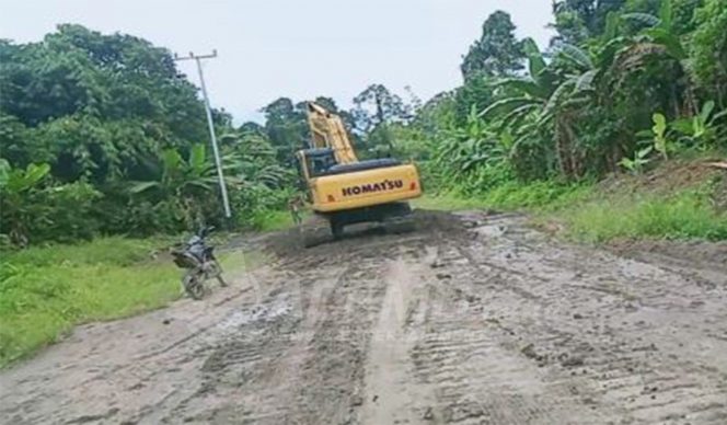 
 Belum Selesai Dikerjakan, Proyek Ruas Jalan di Kaimana Sudah Cair 70 Persen, Ada Apa ?