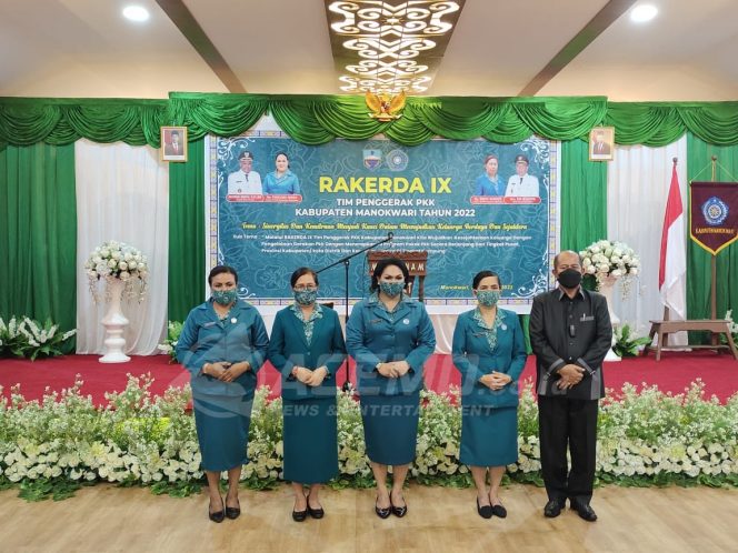 
 Tutup Rakerda PKK, Ini Pesan Sekda Manokwari