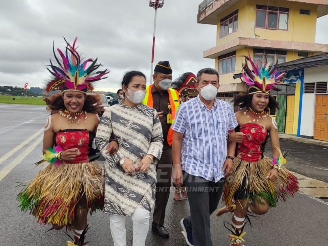 
 Tiba di Manokwari, Kajati Juniman Hutagaol Minta Dukungan Masyarakat.