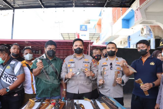 
 Satu Pucuk Senpi dan 51 Sajam Berhasil Diamankan Tim Avatar Polres Manokwari Saat Operasi Pekat