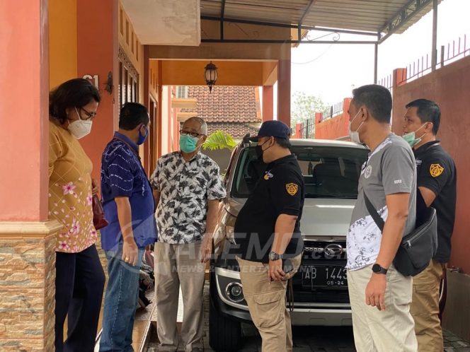 
 Tim Tabur Amankan “PPT” Tersangka Tipikor Jaringan Listrik Di Kabupaten Raja Ampat