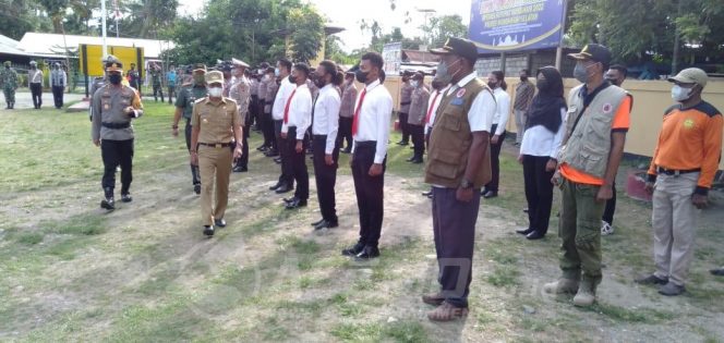 
 Wabup Wempi Rengkung Pimpin Apel Gelar Pasukan Ops Ketupat Dilingkup Polres Mansel