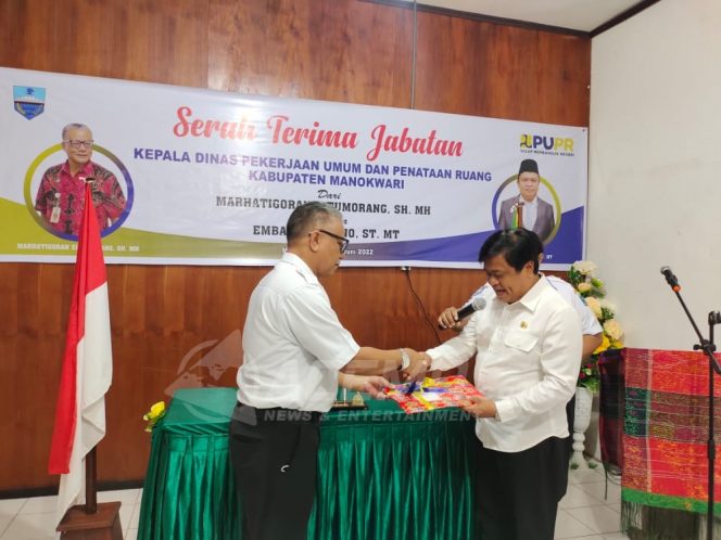 
 Sertijab Kadin PUPR, Bupati Hermus Indou Titipkan Rencana Pembangunan Infrastruktur Di Manokwari
