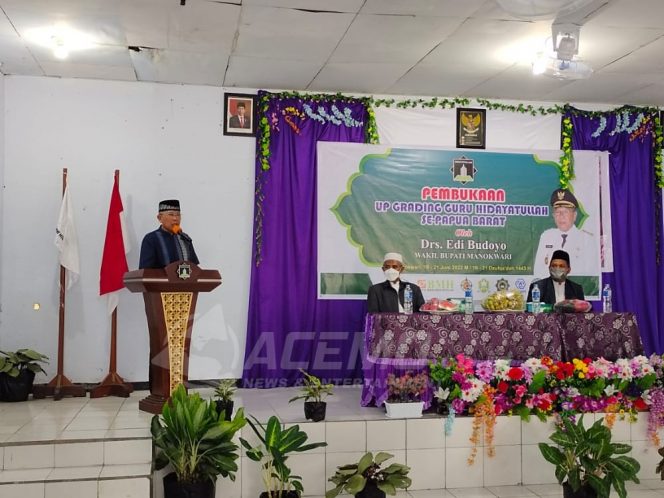 
 Wabup Edi Budoyo Buka Upgrading Guru Yayasan Hidayatullah