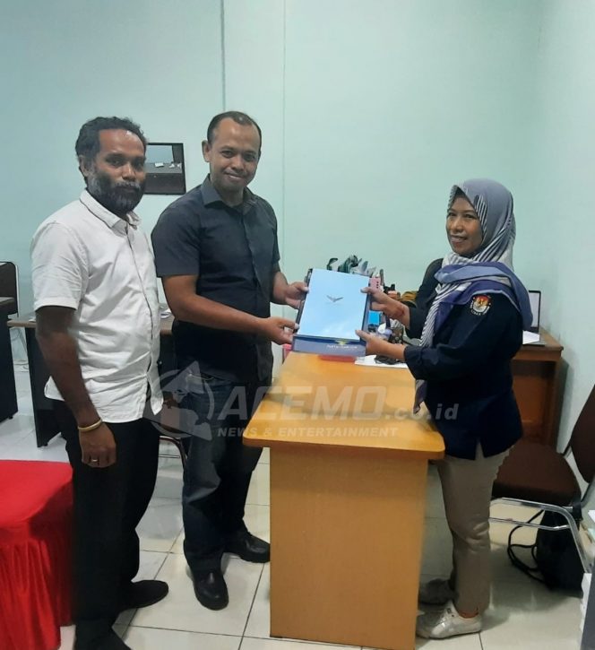 
 Partai Garuda se Papua Barat Serahkan  Dokumen Partai ke Kesbangpol dan Pihak Penyelenggara Pemilu