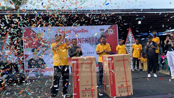 
 Polres Manokwari Gelar Jalan Santai HUT Bhayangkara ke-76