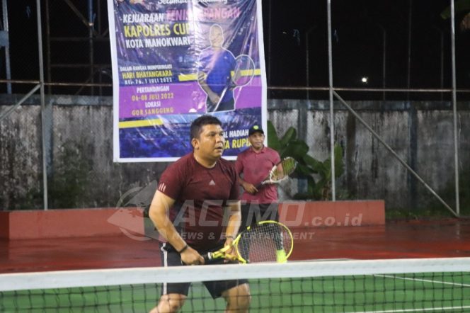 
 Kapolres Manokwari Buka Lomba Tenis Lapangan Kapolres Cup HUT Bhayangkara ke-76.
