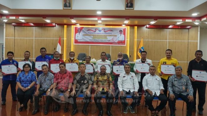 
 11 Parpol di DPRD Manokwari Terima Bantuan Keuangan dari Pemda