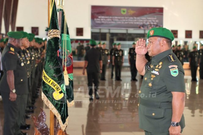 
 Enam Pejabat Kodam Diserahterimakan, Termasuk Kapendam XVIII/Kasuari