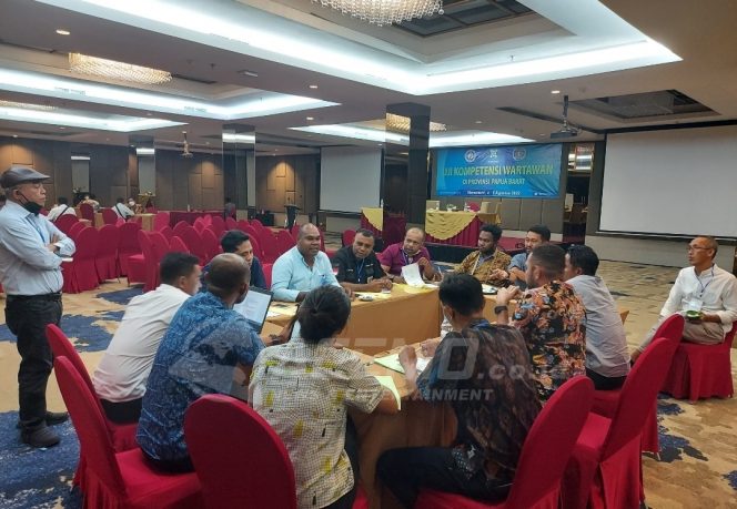 
 Tingkatkan Profesionalisme, 36 Wartawan Papua Barat Ikut Uji Kompetensi Wartawan
