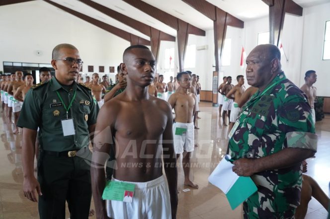 
 Kasdam Kasuari Pimpin Sidang Parade Caba PK TNI AD Reguler Pria Dan Keagamaan TA. 2022