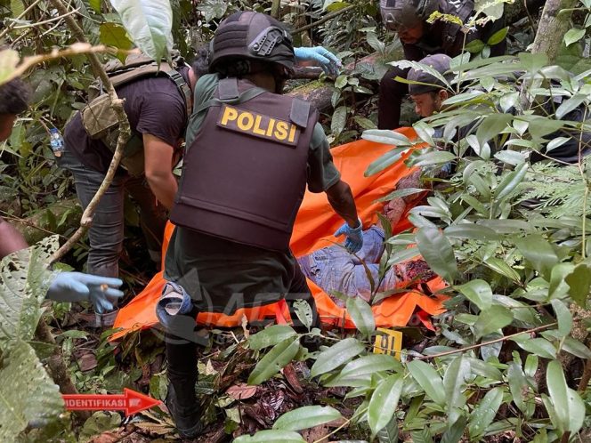 
 Tim Gabungan TNI/Polri Berhasil Evakuasi Korban Penyerangan OTK di Bintuni