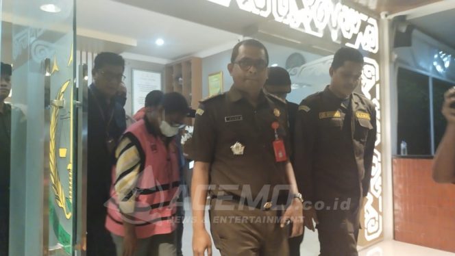 
 Bendahara Bulog Teminabuan Jadi Tersangka Tipikor Beras PNS Senilai 14 Milyar