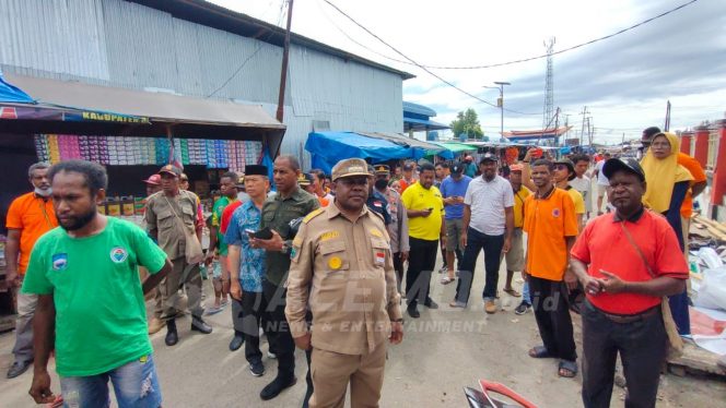 
 Geram, Bupati Kembali Tertibkan Lapak Liar Pedagang Pasar Wosi