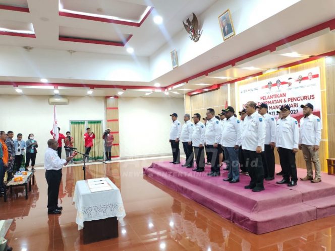 
 Dewan Kehormatan dan Pengurus PMI Kabupaten Manokwari di Lantik