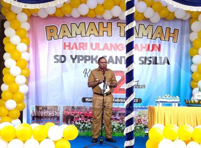 
 Hadiri HUT ke-72, Bupati Hermus Apresiasi Mutu Pendidikan SD YPPK Santa Sisilia