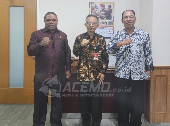 
 Bupati Hermus Indou Sampaikan 12 Usulan Percepatan Pembangunan Tahun 2024