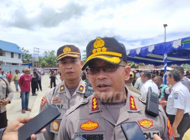 
 Sebanyak 210 Personil TNI-Polri Amankan Pembongkaran Pasar Sanggeng