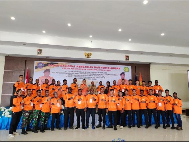 
 50 Potensi SAR Pegunungan Arfak Ikuti Pelatihan MFR
