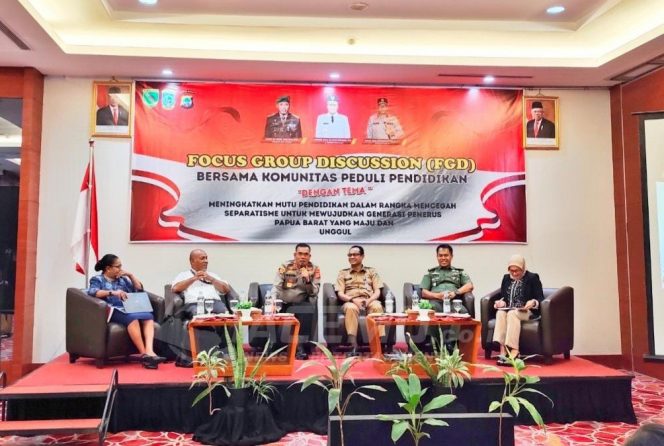 
 Diskusi Mutu Pendidikan, Kapolda Papua Barat: Anggota Polisi Harus Punya Anak Asuh