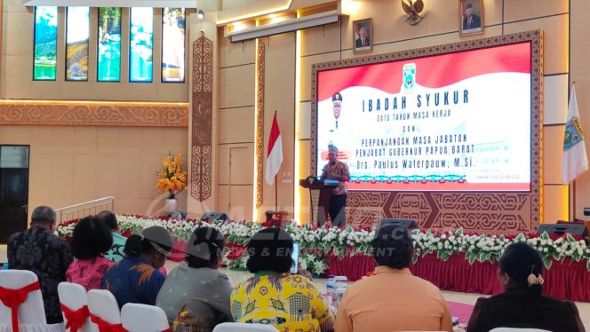 
 Ibadah Syukur Perpanjang Masa Jabatan, Pj. Gubernur Waterpauw : Syukuri Itu Amanah 