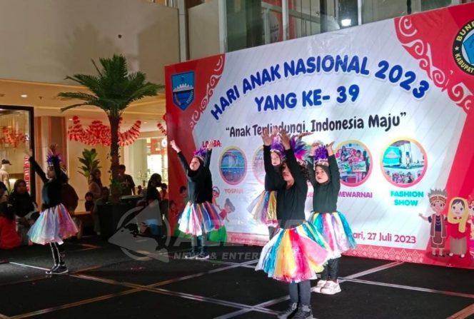 
 Gelar Berbagai Lomba Peringati Hari Anak Nasional, Bupati Hermus Apresiasi Bunda Paud Manokwari