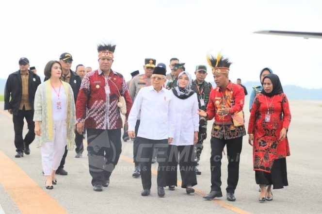 
 Gubernur Paulus Waterpauw Sambut Kunjungan Wakil Presiden di Fakfak