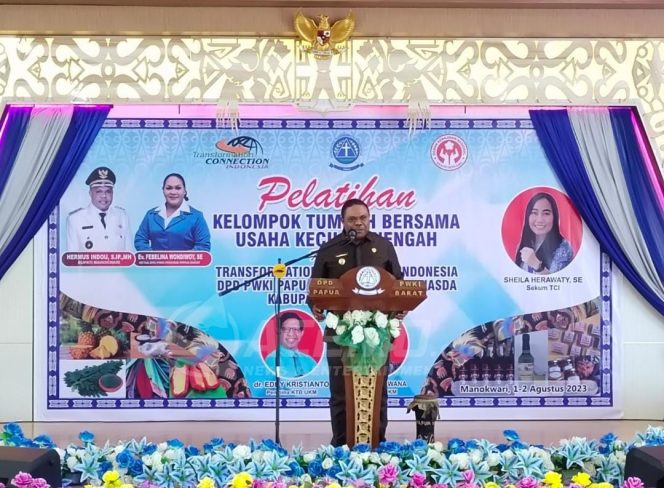 
 Buka Pelatihan KTB UKM, Bupati Manokwari Harapkan UKM Dapat Berkembang dan Mandiri
