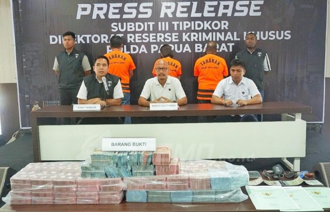 
 Dugaan Korupsi KONI, Polda Papua Barat Sita Barang Bukti Senilai Rp. 20 Milyar