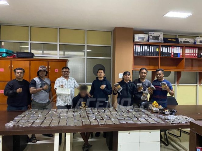 
 Ditresnarkoba Polda PB Gagalkan Peredaran Ganja 5.600 Gram Di Pelabuhan Manokwari