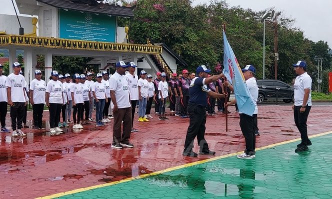 
 Lepas Tim Basket Pra PON Papua Barat, Harli Siregar : Satukan Tekad Raih Tiket PON 2024