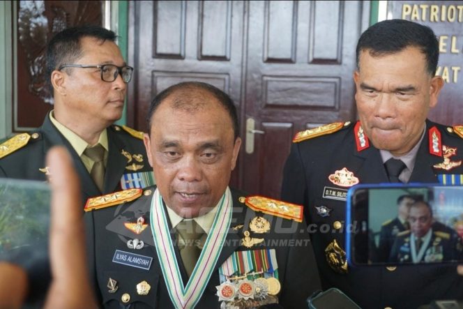 
 Jelang Pemilu, Pangdam XVIII Kasuari : Prajurit Nyaleg Harus Mundur Dari Satuan