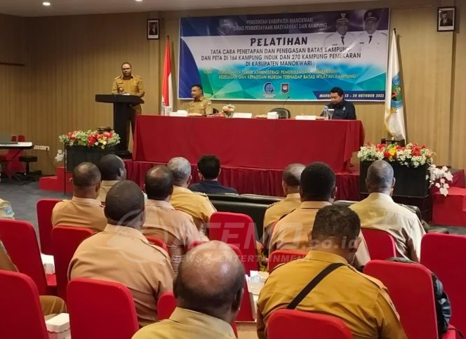 
 Bupati Manokwari Buka Pelatihan Penetapan Batas dan Peta Kampung, Dorong Tertib Administrasi
