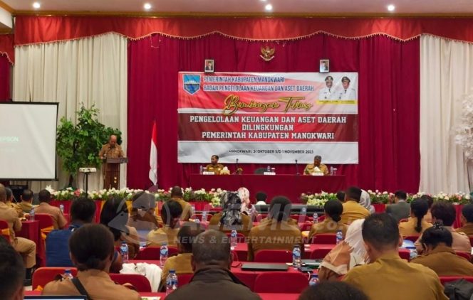 
 Tingkatkan Kapasitas Pengelola Keuangan Daerah, BPKAD Manokwari Gelar Bimtek