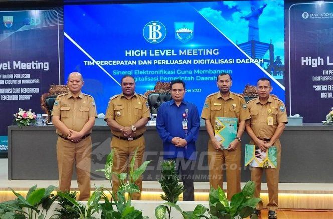 
 Bupati Hermus dan Kepala BI PB Apresiasi Kinerja TP2DD Kabupaten Manokwari