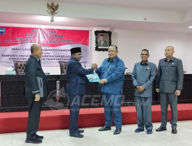
 DPRD Sepakati Ranperda Kabupaten Manokwari Dengan Nilai 1,476 Triliun
