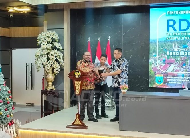 
 Bupati Hermus Indou Harap Penyusunan RDTR Manokwari Kurangi Kesenjangan Sosial