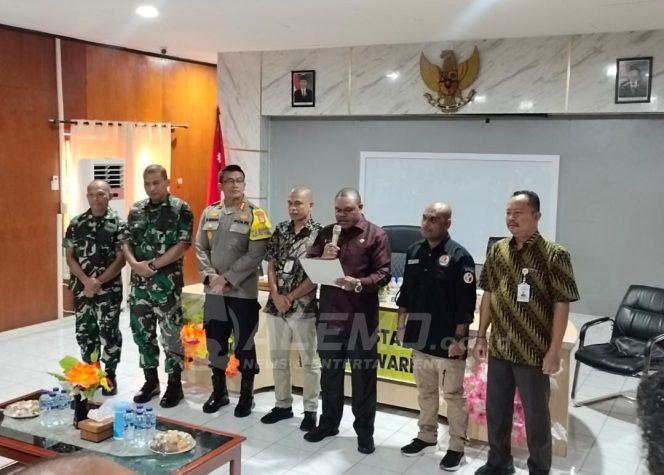 
 Polresta Manokwari Deklarasikan Pemilu Damai, Bupati Hermus : Ayo Wujudkan Pemilu Berkualitas