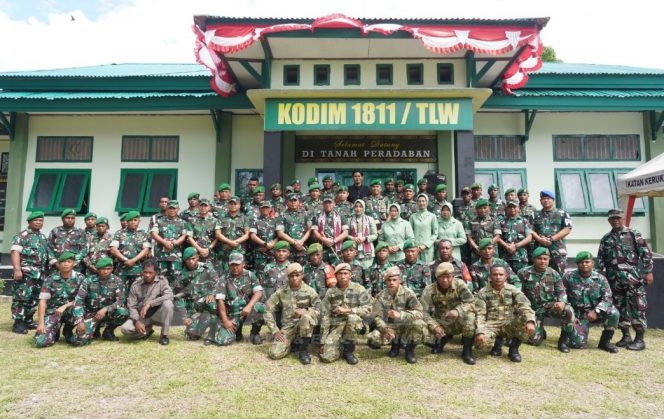 
 Kunjungi Kodim 1811/TLW, Pangdam Kasuari Minta Prajurit OAP Harus Jadi Contoh Teladan