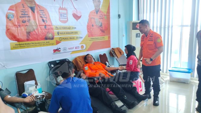 
 Jelang HUT Ke-52, Kantor SAR Manokwari Gelar Donor Darah