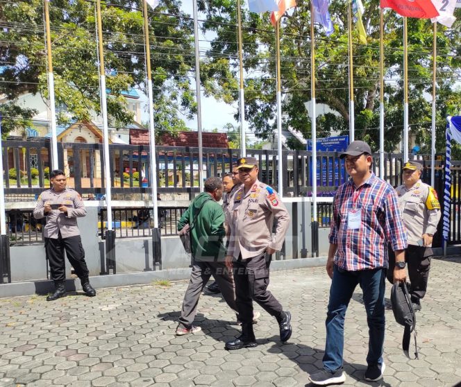 
 Wakapolda Papua Barat Pantau Rapat Pleno Rekapitulasi Suara Kabupaten Manokwari