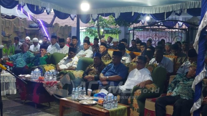 
 Jalin Silahturahmi, Bupati Manokwari Buka Puasa Bersama Keluarga Besar IKASWARA