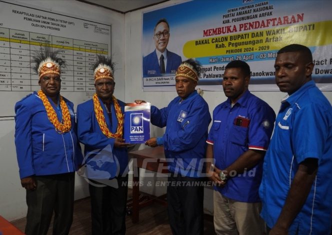 
 Pasangan DOMAN Resmi Daftar Cabup dan Cawabup ke DPD PAN Kabupaten Pegaf