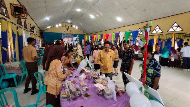 
 Olah Makanan Lokal, Siswa SMAN 2 Manokwari Diajarkan Berinovasi dari Program Merdeka Belajar